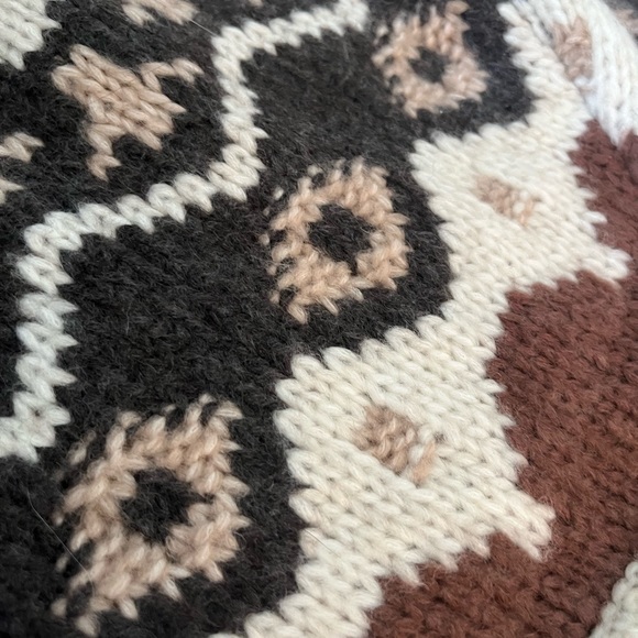 American Eagle Womens Sweater - Picture 3 of 5